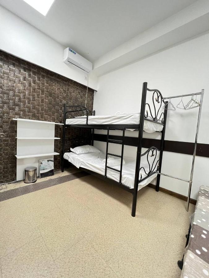 "Modeli" Hostelティビリシ エクステリア 写真