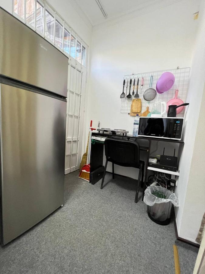 "Modeli" Hostelティビリシ エクステリア 写真