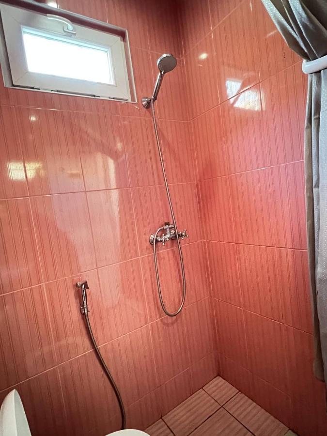 "Modeli" Hostelティビリシ エクステリア 写真